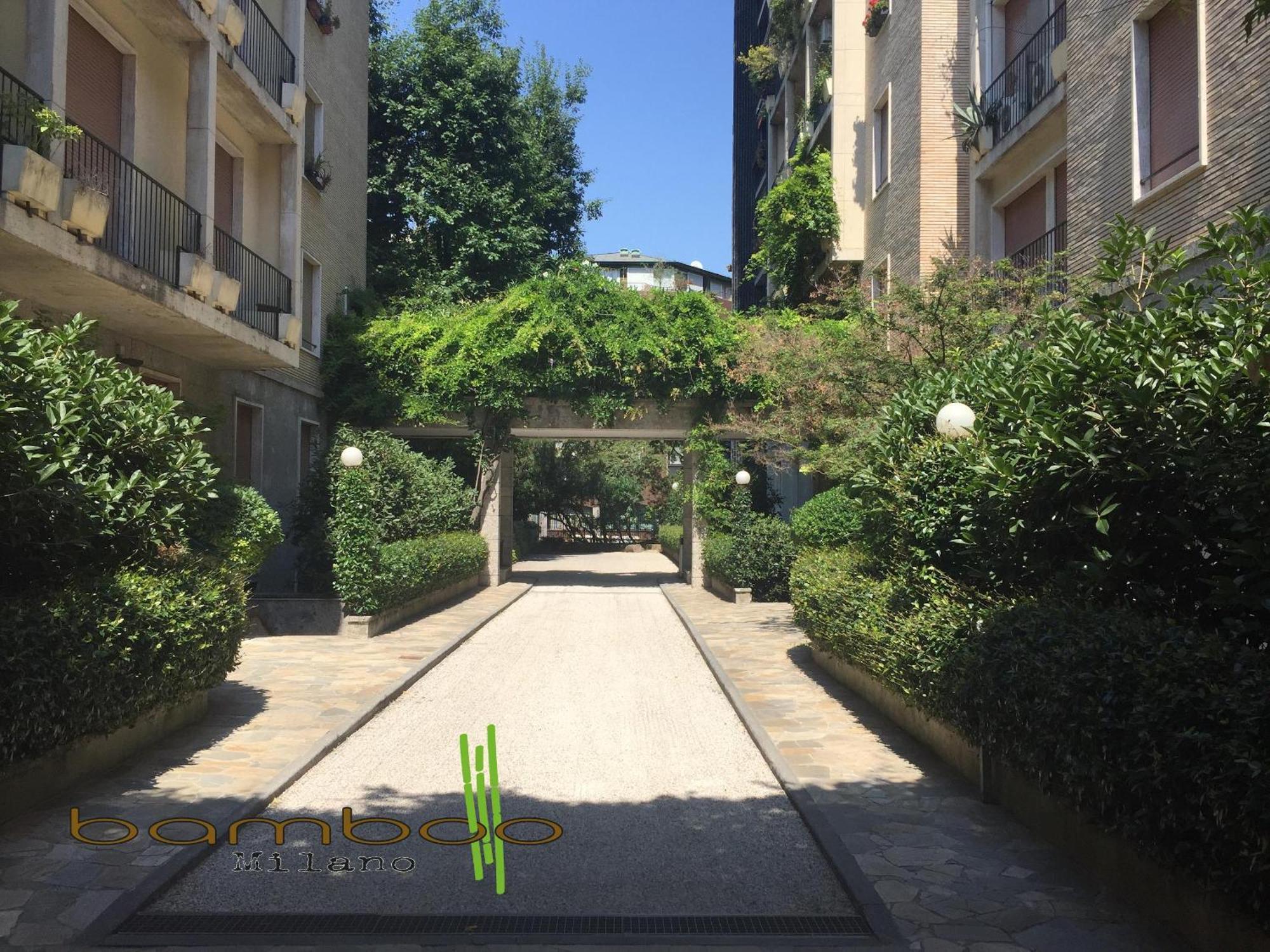 Bamboo Milano Duomo Apartment Exterior photo